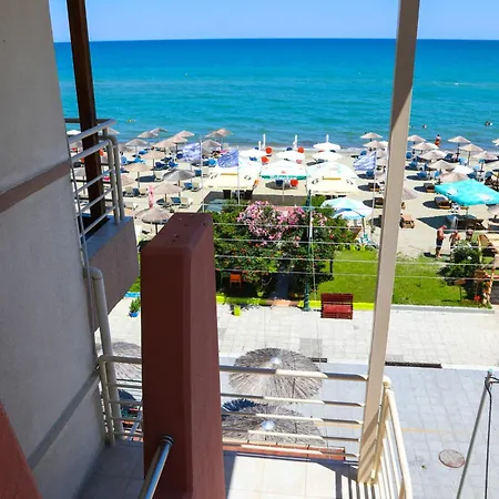 Vera 3* Olympiakí Aktí