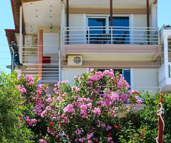 Vera Apartahotel Olympiakí Aktí