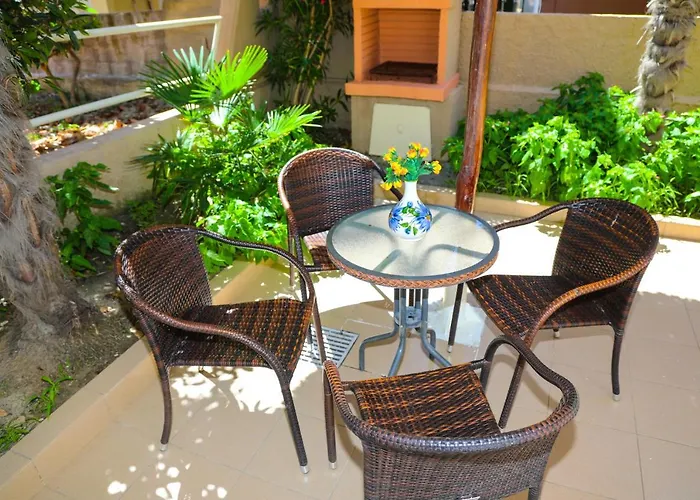 Vera Olympiakí Aktí